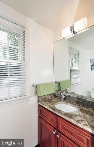 4306 KENTBURY DR, Bethesda, MD 20814