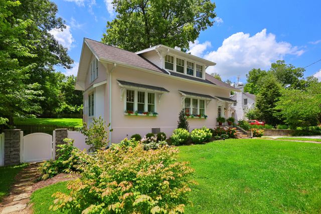 850 W Lexington, Danville, KY 40422