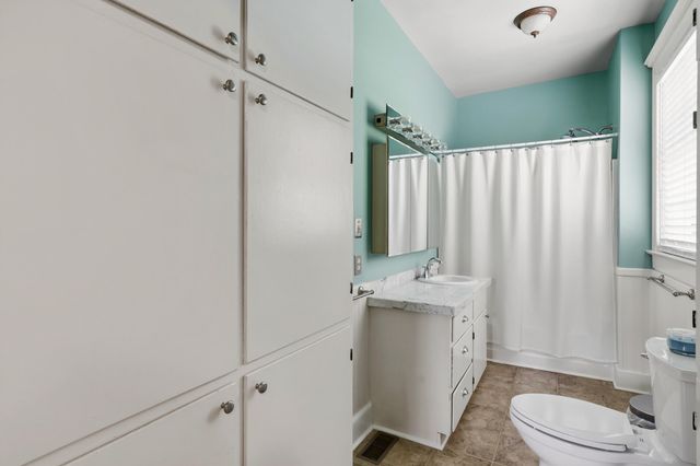 850 W Lexington, Danville, KY 40422