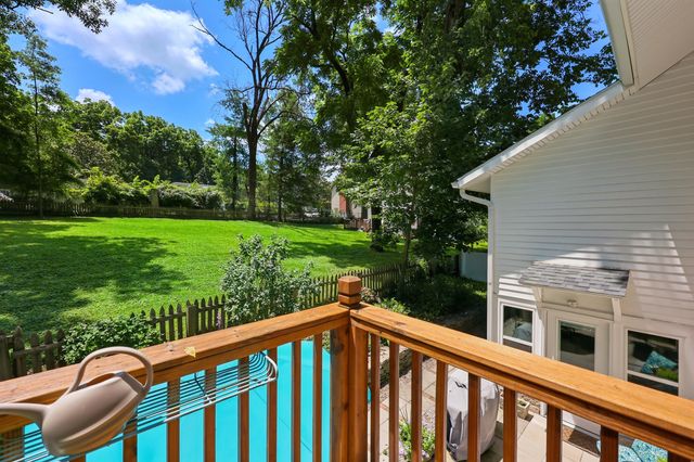 850 W Lexington, Danville, KY 40422