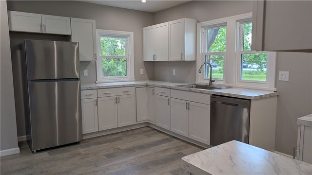 22 Cherry Road, Gates, NY 14624
