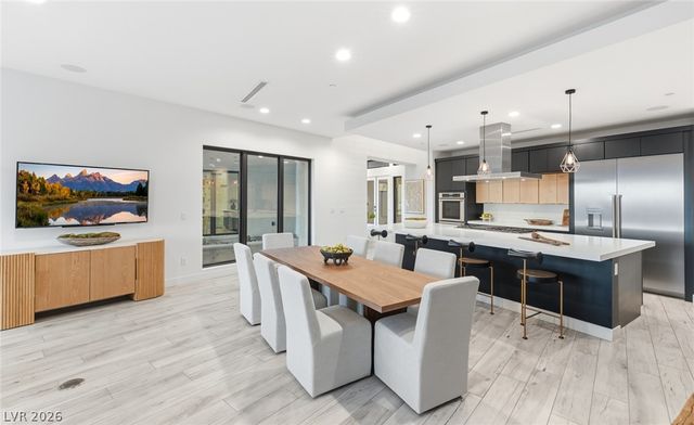 2208 Overlook Canyon Lane, Henderson, NV 89052