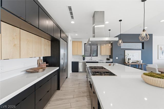 2208 Overlook Canyon Lane, Henderson, NV 89052
