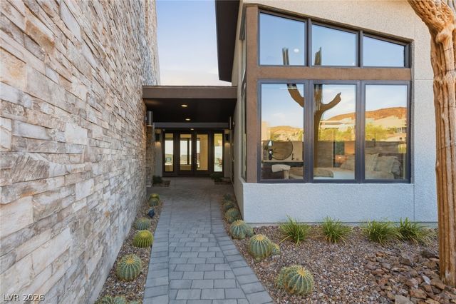 2208 Overlook Canyon Lane, Henderson, NV 89052