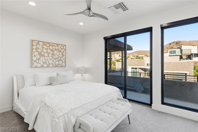 2208 Overlook Canyon Lane, Henderson, NV 89052