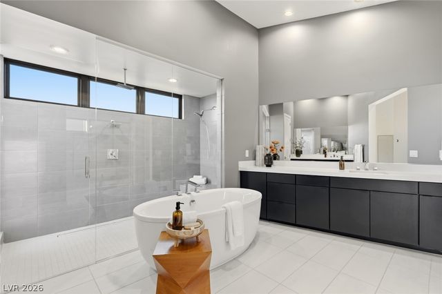 2208 Overlook Canyon Lane, Henderson, NV 89052