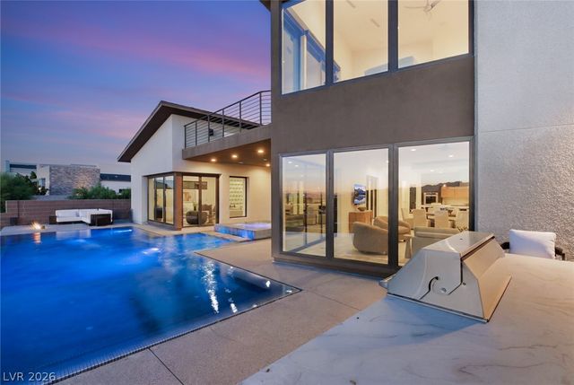 2208 Overlook Canyon Lane, Henderson, NV 89052