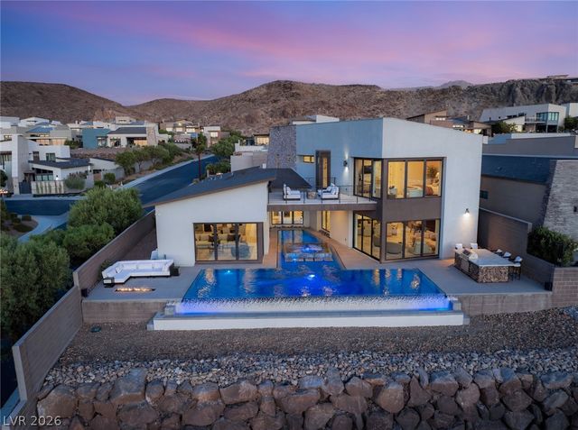 2208 Overlook Canyon Lane, Henderson, NV 89052