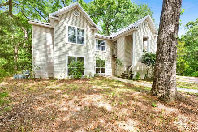 8553 Garden Circle A, Fairhope, AL 36532