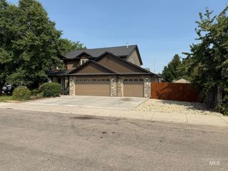4428 W Campfire, Meridian, ID 83646