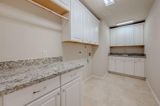 7206 Spring Meadow Lane, Katy, TX 77494