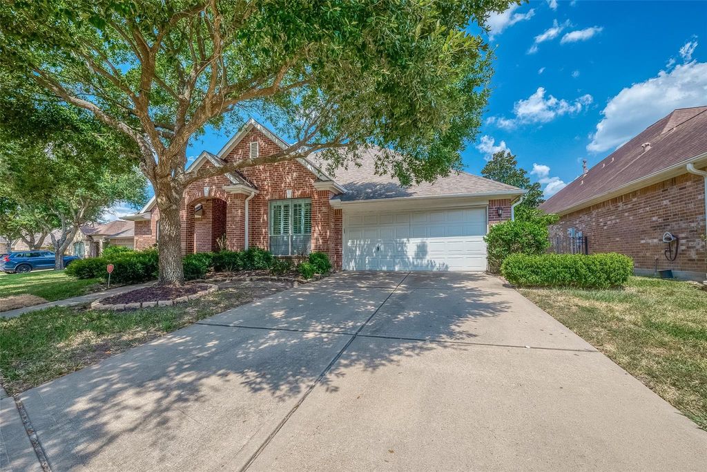 7206 Spring Meadow Lane, Katy, TX 77494