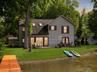 4461 Cordley Lake Road, Hamburg Twp, MI 48169