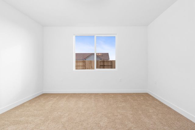 6521 W Wood Drive Lot1048, Visalia, CA 93277