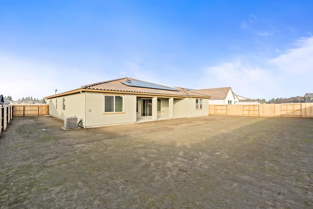 6521 W Wood Drive Lot1048, Visalia, CA 93277