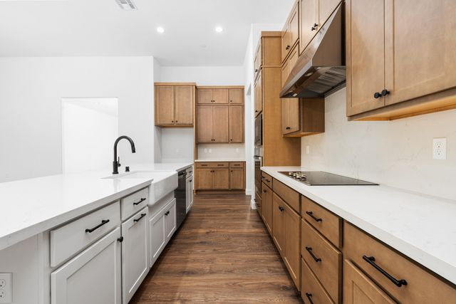 6521 W Wood Drive Lot1048, Visalia, CA 93277