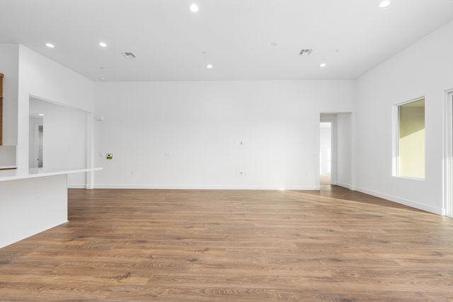 6521 W Wood Drive Lot1048, Visalia, CA 93277