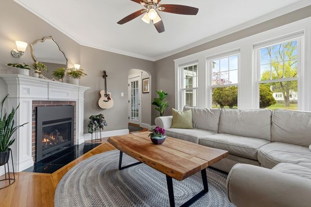 460 Baker Street, Boston, MA 02132