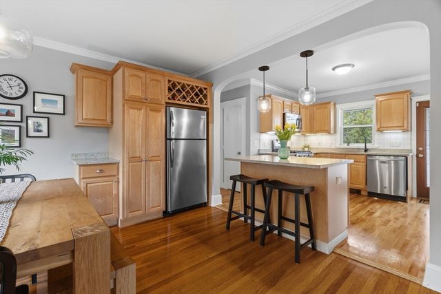 460 Baker Street, Boston, MA 02132