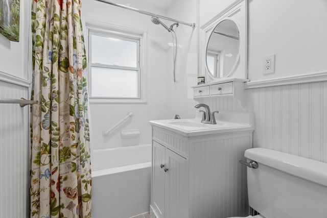 460 Baker Street, Boston, MA 02132