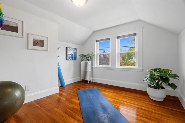 460 Baker Street, Boston, MA 02132