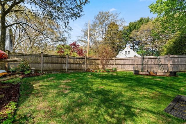460 Baker Street, Boston, MA 02132