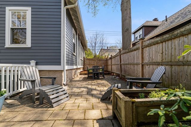460 Baker Street, Boston, MA 02132
