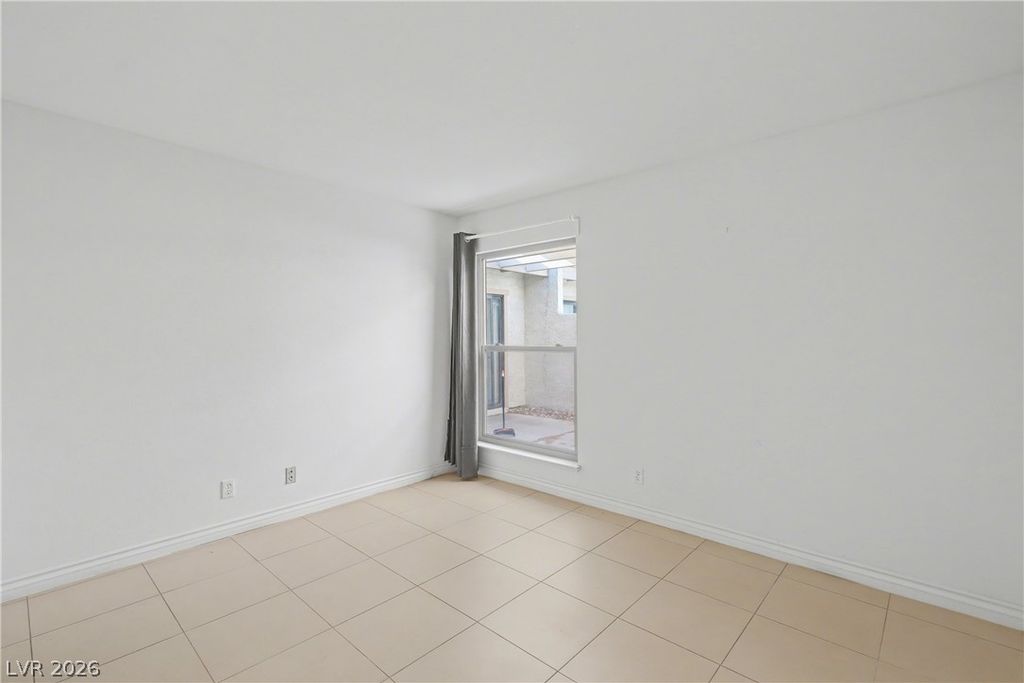Image 29 of property listing at 5620 Roseridge Avenue, Las Vegas, NV 89107