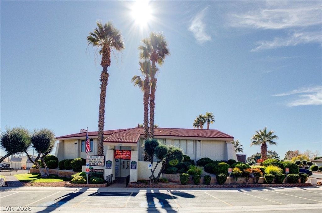 Image 40 of property listing at 5620 Roseridge Avenue, Las Vegas, NV 89107