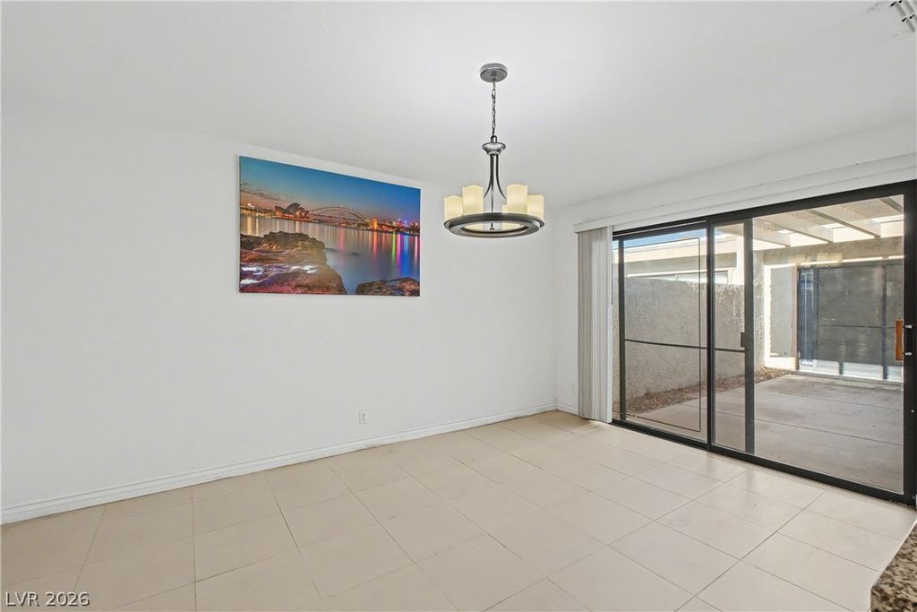 Image 6 of property listing at 5620 Roseridge Avenue, Las Vegas, NV 89107
