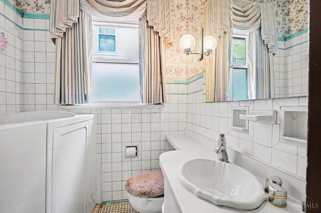 2149 Crane Ave, Cincinnati, OH 45207