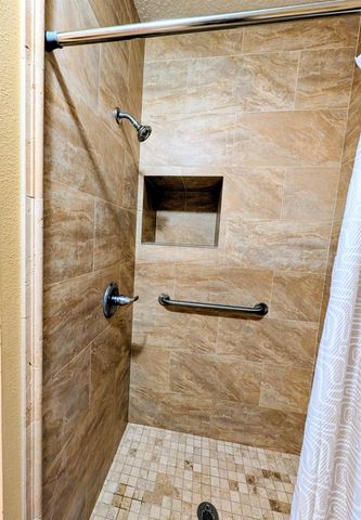 3969 Oak Terrace Rd, St Augustine, FL 32086