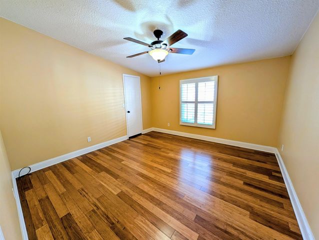 3969 Oak Terrace Rd, St Augustine, FL 32086