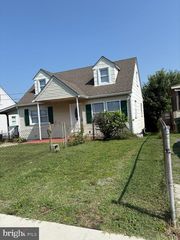 308 HOLY CROSS RD, Baltimore, MD 21225