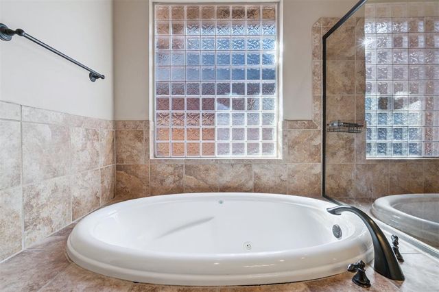 2712 Belmont Drive, Norman, OK 73072