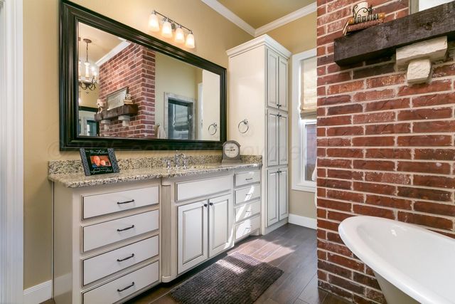 6400 GLENWOOD Drive, Amarillo, TX 79119