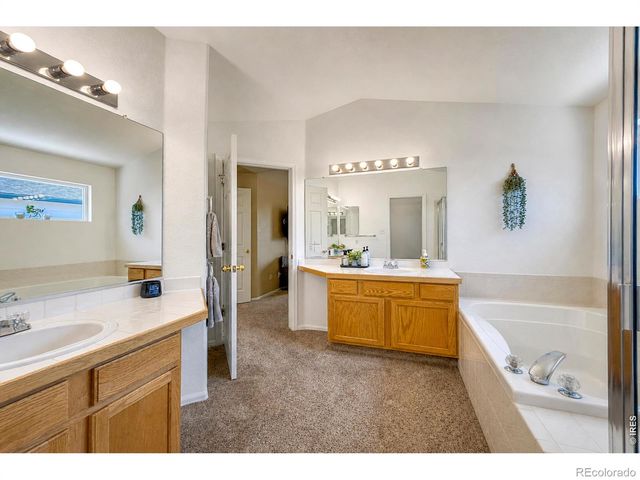 5472 Fox Run Boulevard, Longmont, CO 80504