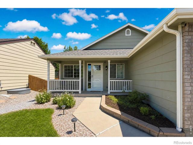 5472 Fox Run Boulevard, Longmont, CO 80504