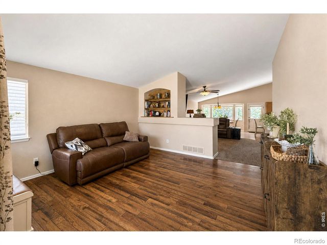 5472 Fox Run Boulevard, Longmont, CO 80504