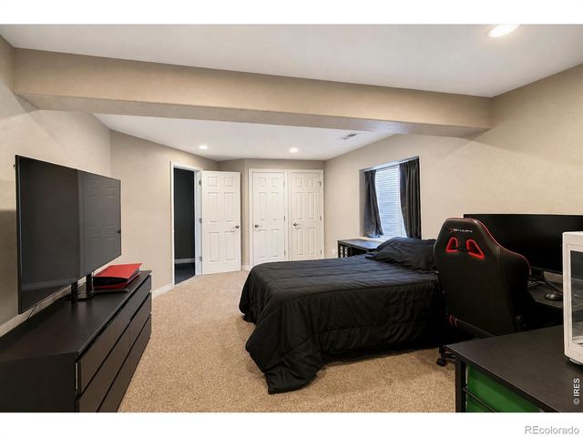 5472 Fox Run Boulevard, Longmont, CO 80504
