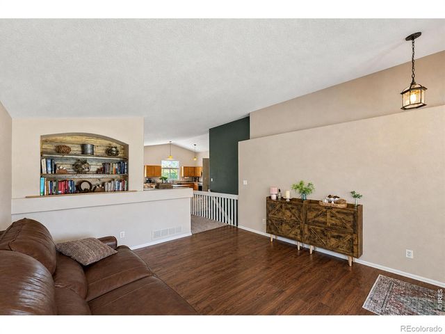 5472 Fox Run Boulevard, Longmont, CO 80504