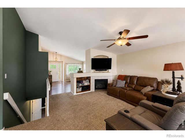 5472 Fox Run Boulevard, Longmont, CO 80504