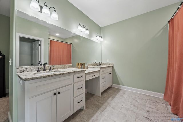 210 Mcpeters Road, Grant, AL 35747