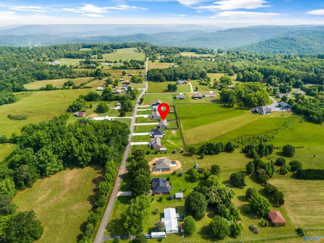 210 Mcpeters Road, Grant, AL 35747