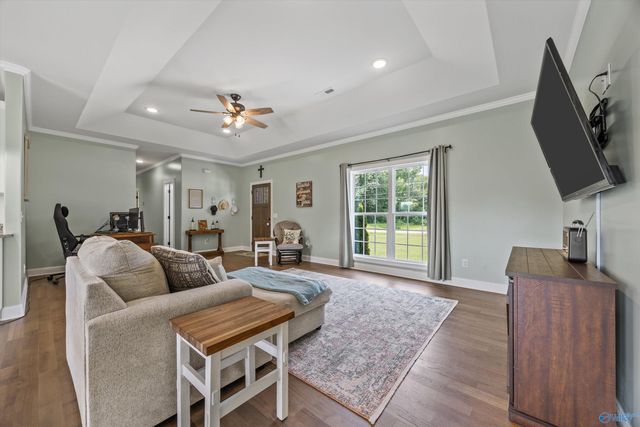 210 Mcpeters Road, Grant, AL 35747