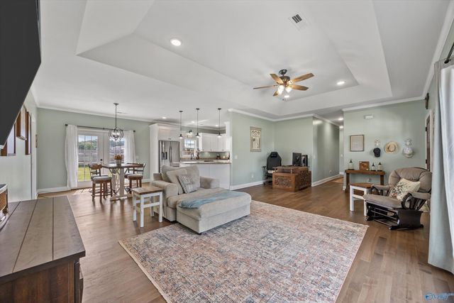 210 Mcpeters Road, Grant, AL 35747