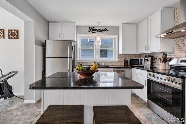 1200 E 8th Street, Washington, MO 63090