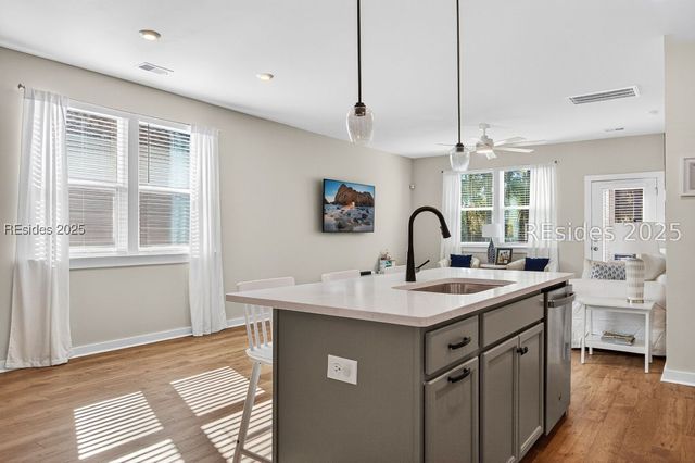 254 Lockwood Dr, Bluffton, SC 29910