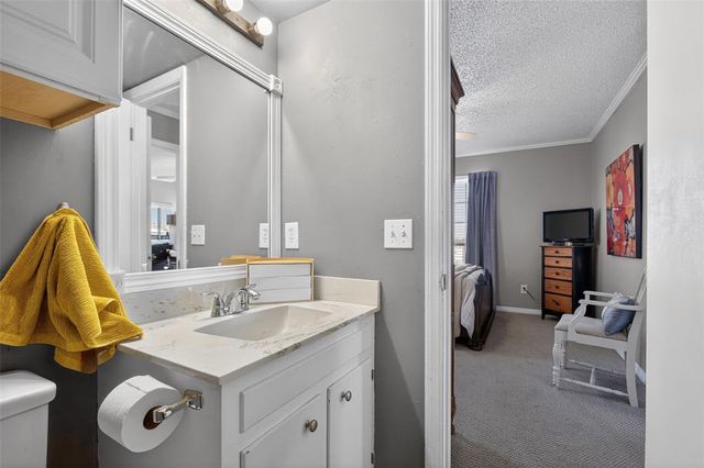 6100 N Brookline Avenue 12, Oklahoma City, OK 73112