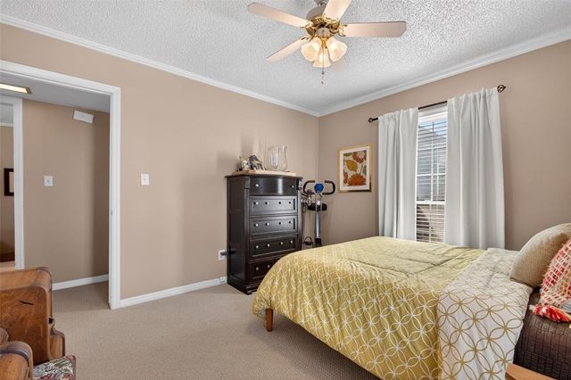 6100 N Brookline Avenue 12, Oklahoma City, OK 73112